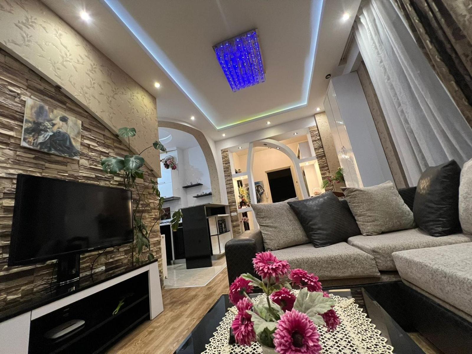Cozy Apartment In The City Center Mtatsminda 트빌리시 외부 사진