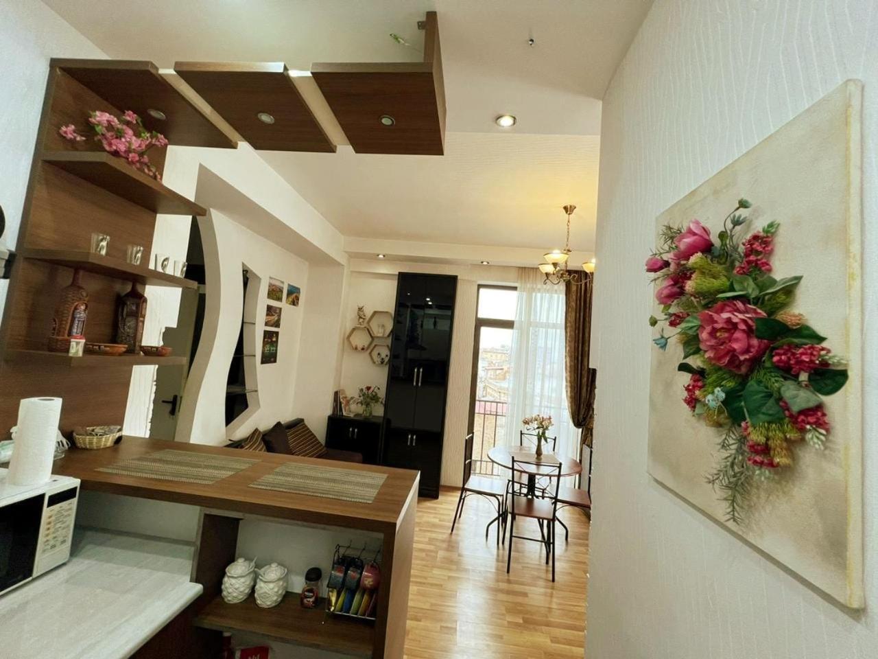 Cozy Apartment In The City Center Mtatsminda 트빌리시 외부 사진