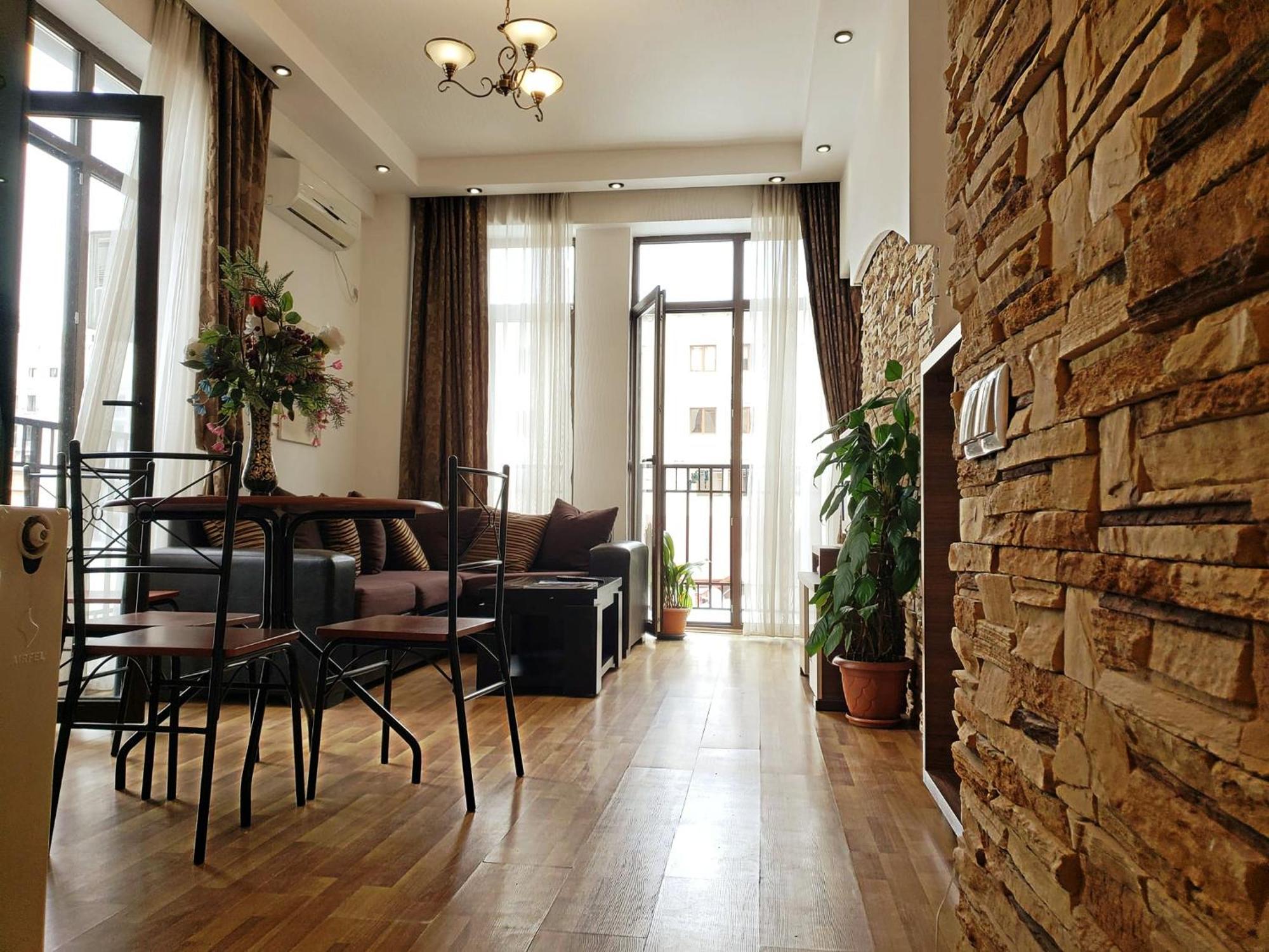 Cozy Apartment In The City Center Mtatsminda 트빌리시 외부 사진