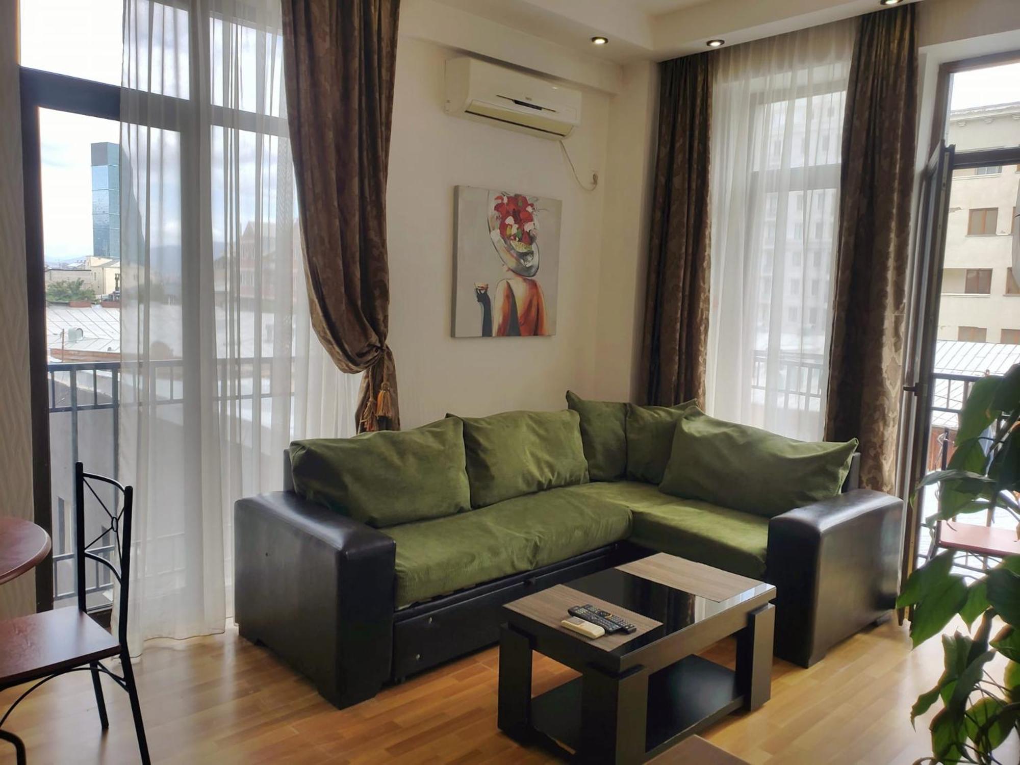 Cozy Apartment In The City Center Mtatsminda 트빌리시 외부 사진