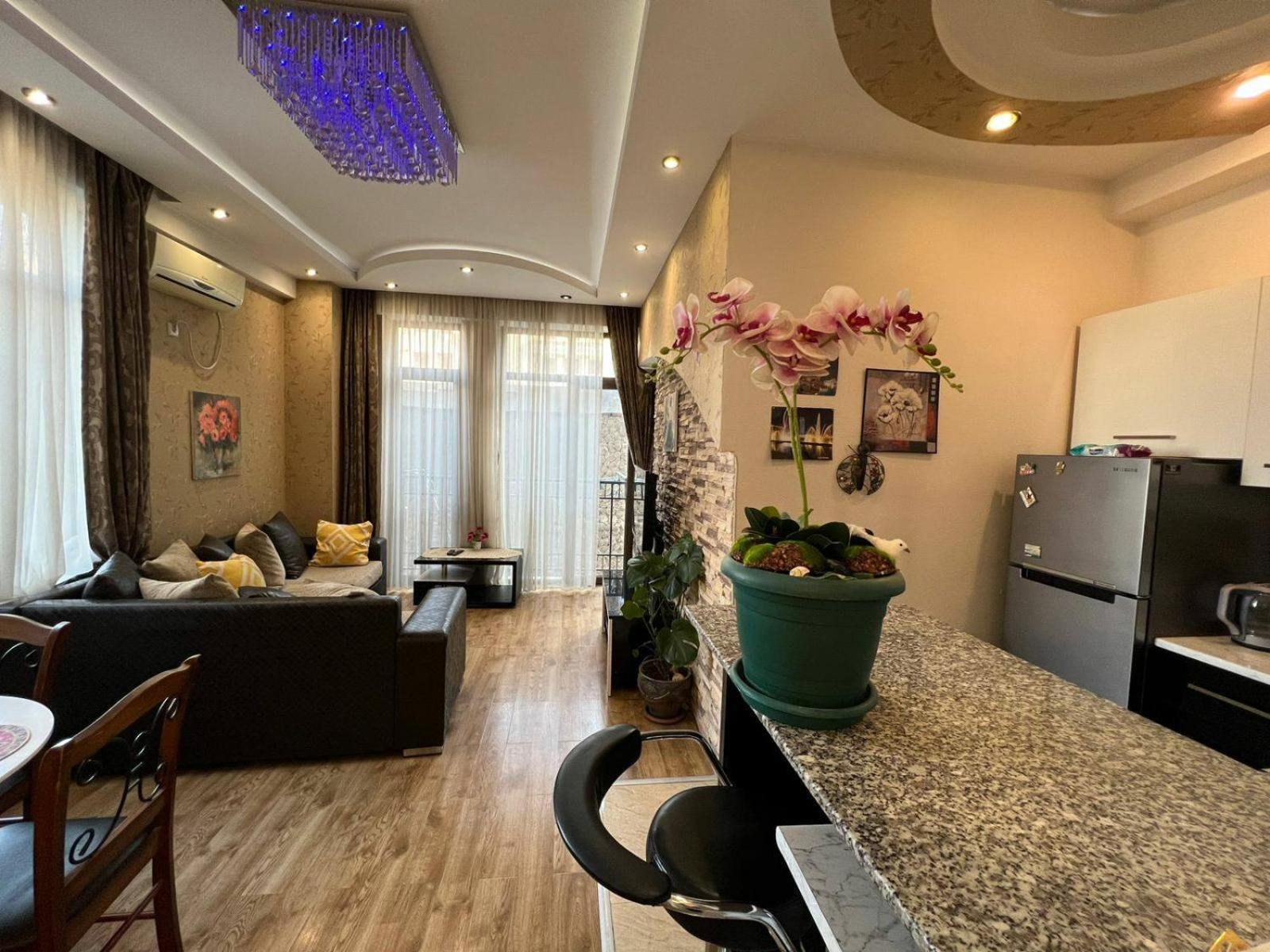 Cozy Apartment In The City Center Mtatsminda 트빌리시 외부 사진